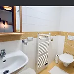 Roubenka 3*